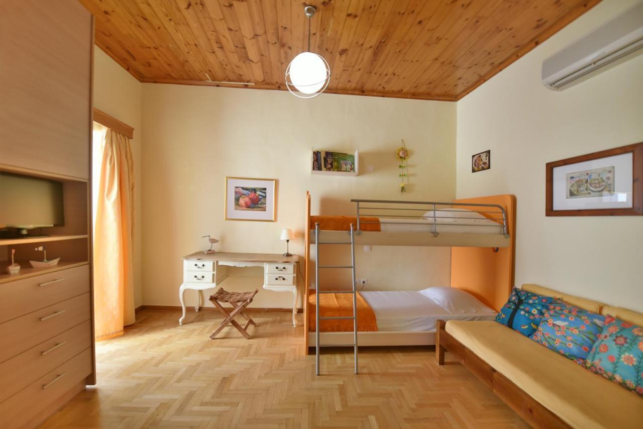 Feel At Home - Family House In Hydra Extérieur photo